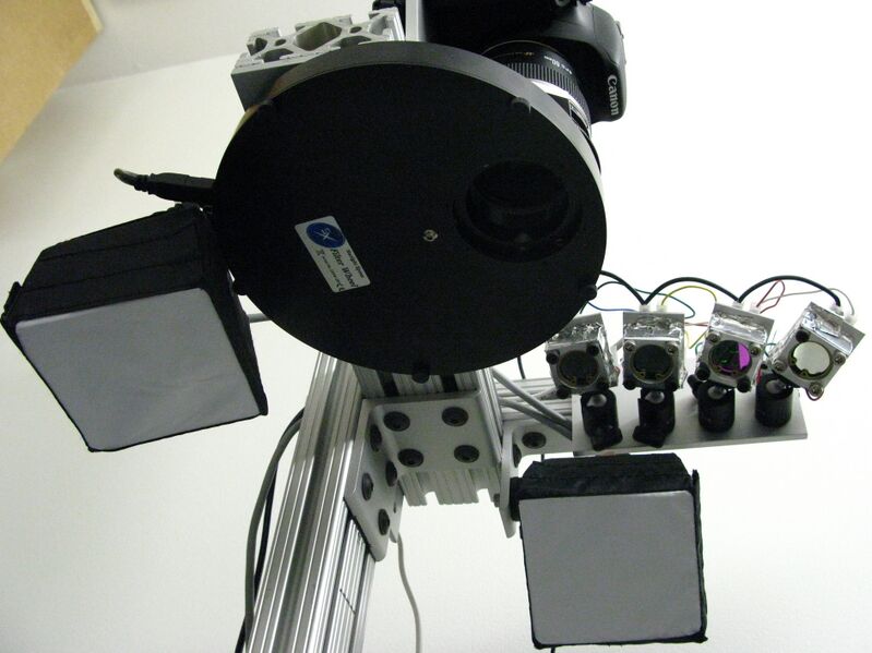 File:Macroscope cam-fw-lamps 1 low.jpg