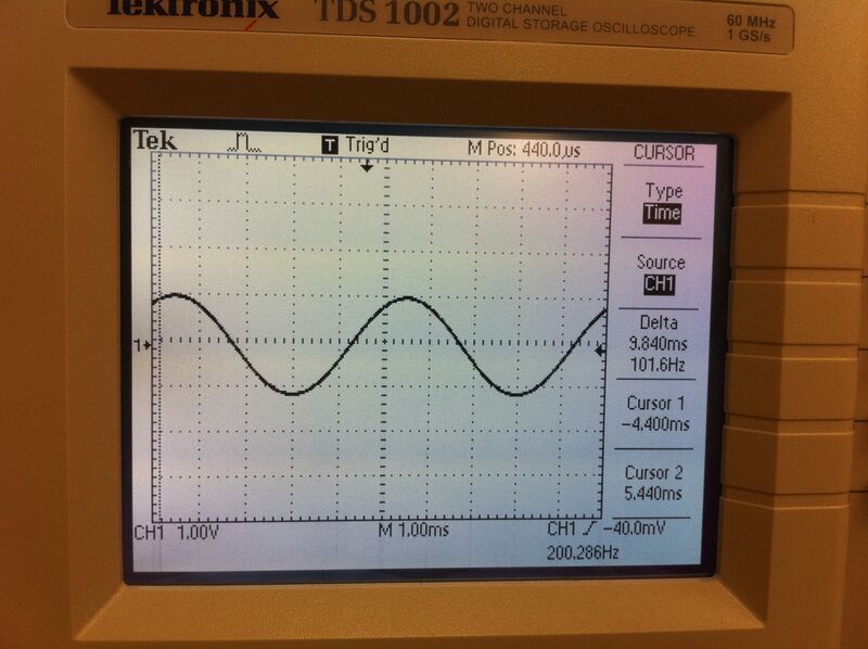 File:Matt Roberto Oscilloscope2.JPG