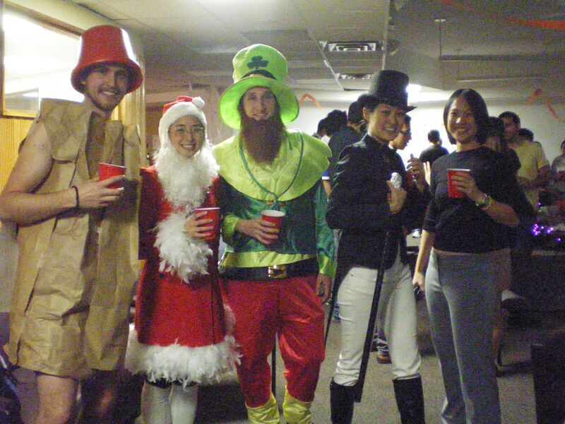 File:Halloween 2010.JPG