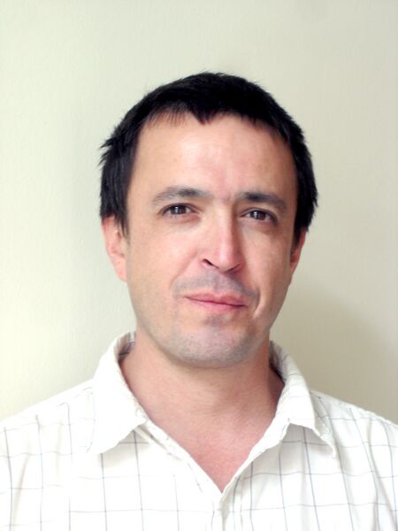 File:Tapia bewerbung.jpg