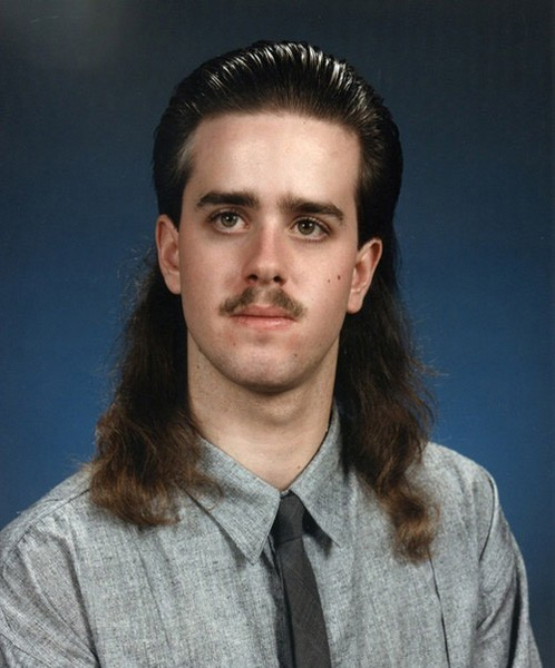 File:Ugly80sdude.png