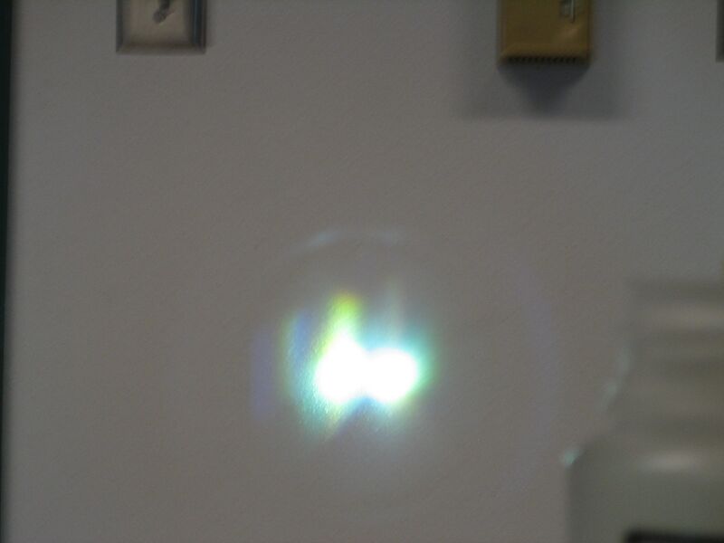 File:HgBulb Reflection and bulb.JPG