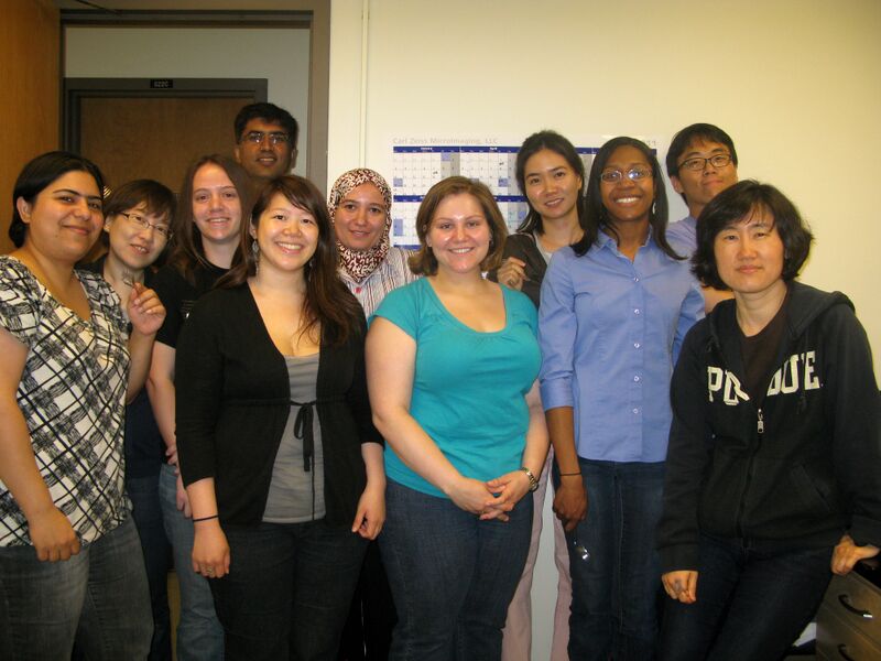 File:Yeo lab-110524.JPG