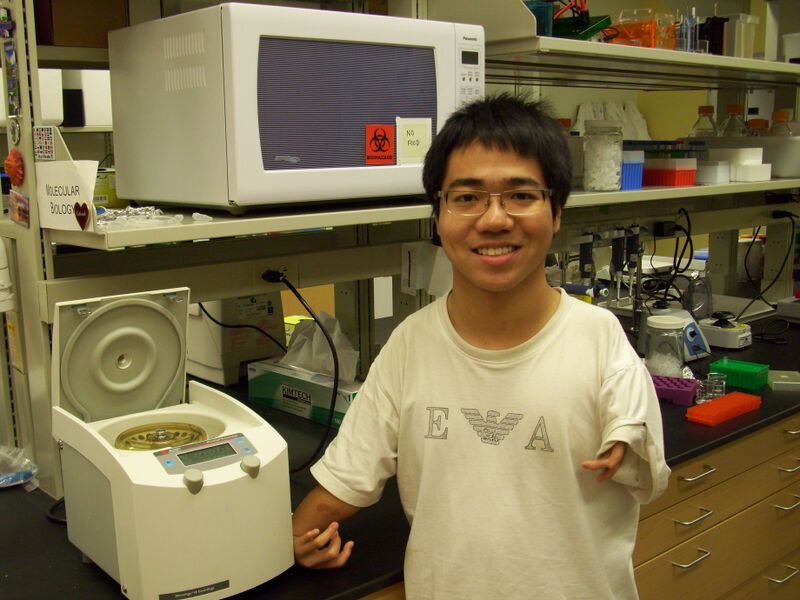 File:Payne Lab People Son.JPG