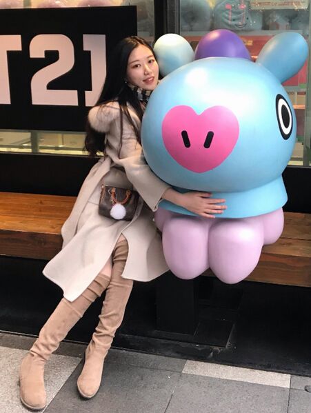 File:Tingting Zhang.jpg