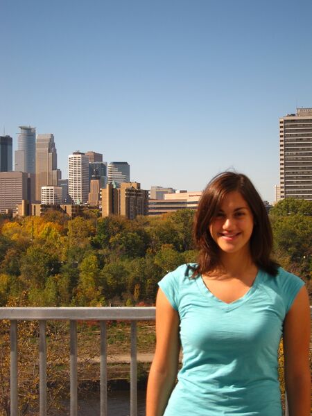 File:Charlene Fares hochkant.jpg