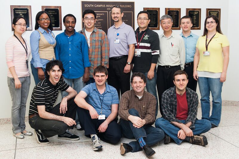 File:TheLab Canonical 3G 2012.jpg