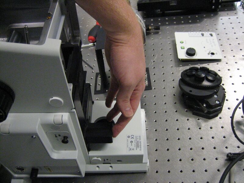 File:AM IX71FocusPlatformPush.JPG