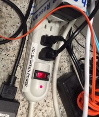 Bold Screen Power Strip
