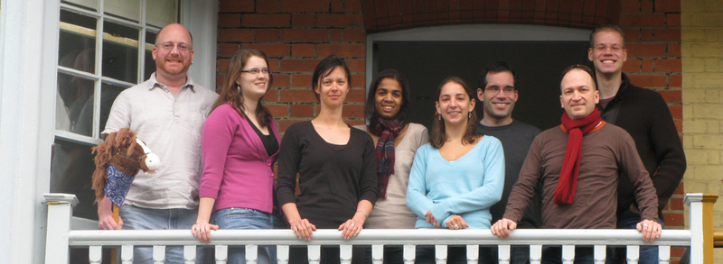 File:OdomLab Official Pict 2009.png