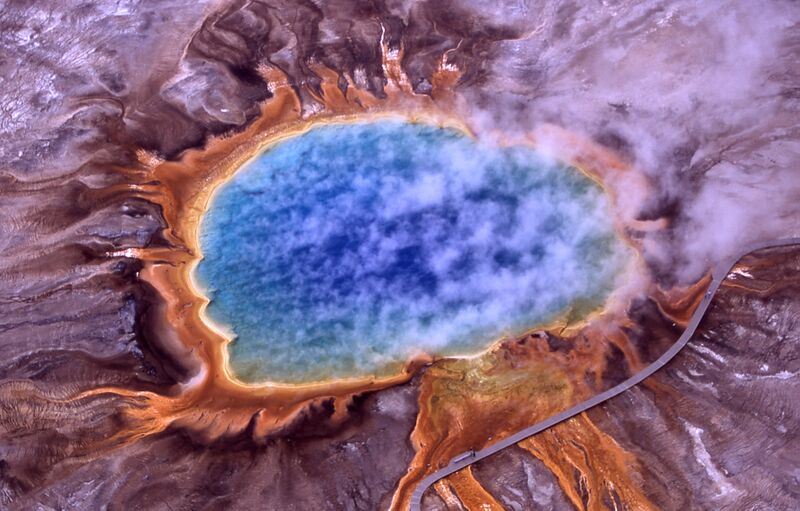 File:Grand prismatic spring.jpg