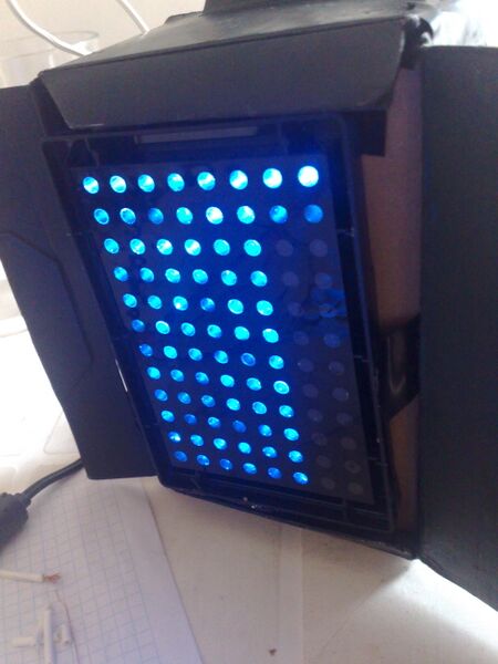 File:Blue LED Array Unam Genomics.jpg
